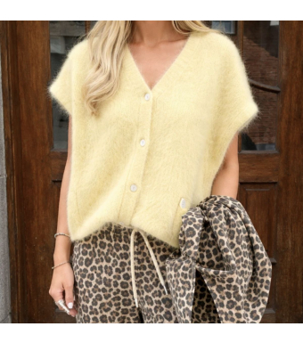 Opal Studio Mana Vest 80% Mohair, Butter Yellow