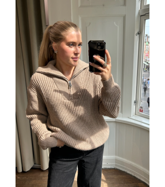 Tiffany Clothing Flora Zip Knit, Camel